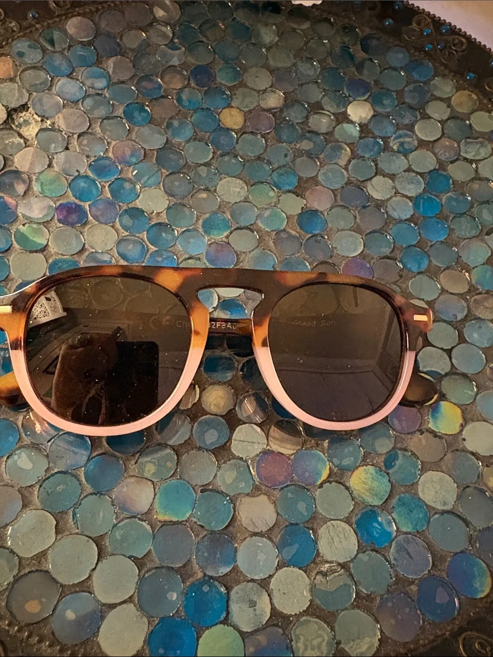 Tortoiseshell and Pink uni sex Sunglasses Polirized.